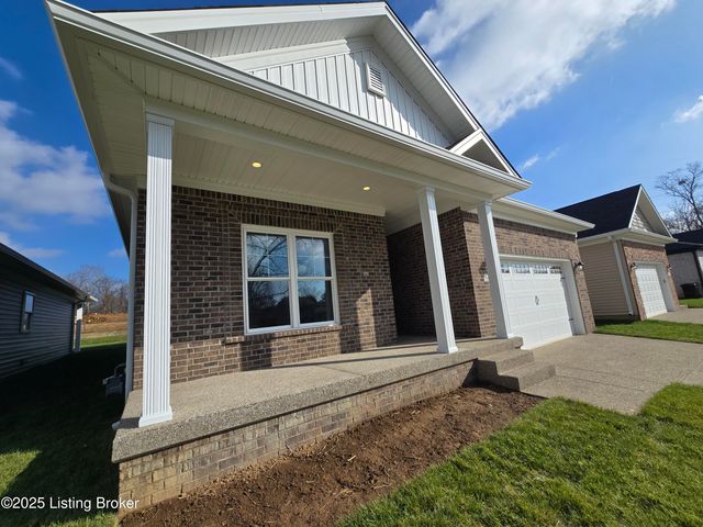 4425 Lochridge Pkwy, Jeffersontown, KY 40299