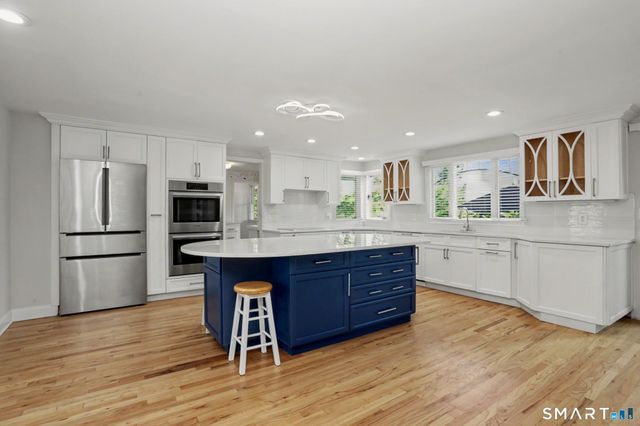 2 Joshua Slocum Dock, Stamford, CT 06902