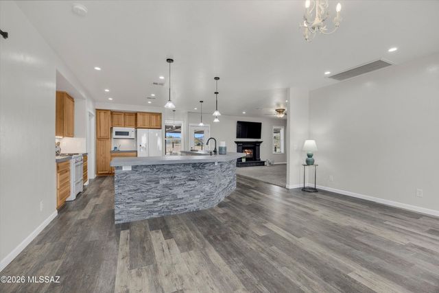 31847 E Hedgehog Trail, Marana, AZ 85658