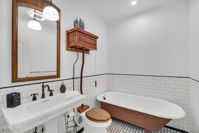 31847 E Hedgehog Trail, Marana, AZ 85658