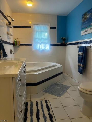 21 Williams St, Wharton Boro, NJ 07885