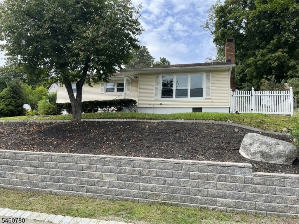 21 Williams St, Wharton Boro, NJ 07885 — photo 2
