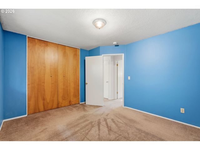9270 Sw OMARA St, Portland, OR 97223