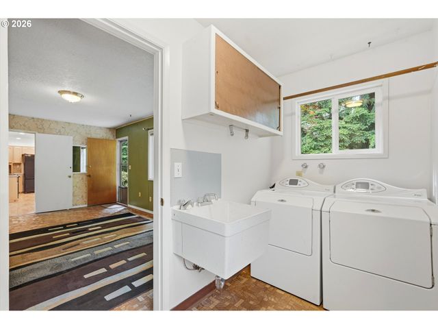 9270 Sw OMARA St, Portland, OR 97223