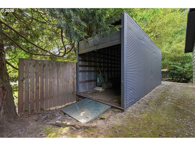 9270 Sw OMARA St, Portland, OR 97223