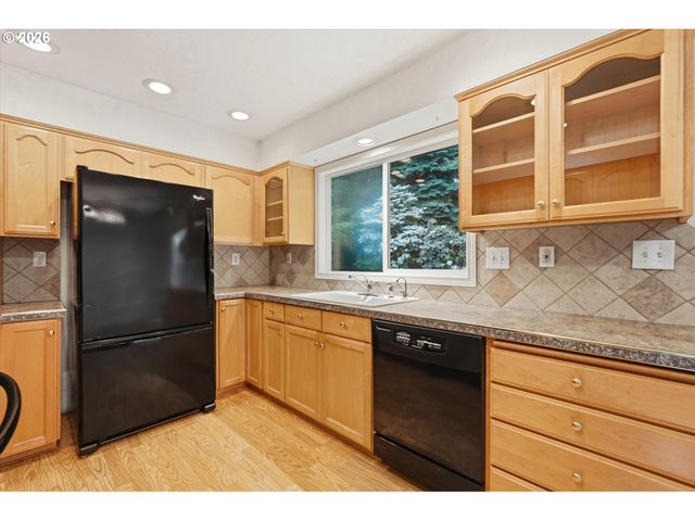 9270 Sw OMARA St, Portland, OR 97223