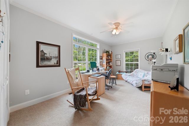 65 King Arthurs Court, Hickory, NC 28601