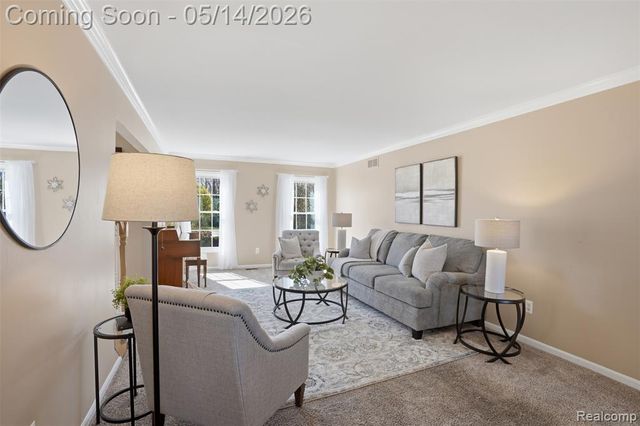 25882 Venetian Court, Novi, MI 48374
