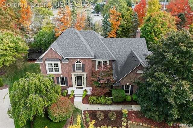 25882 Venetian Court, Novi, MI 48374