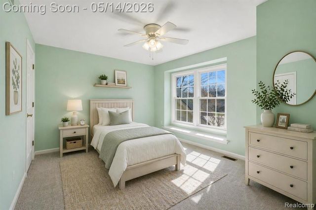 25882 Venetian Court, Novi, MI 48374