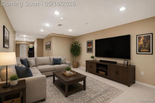 25882 Venetian Court, Novi, MI 48374