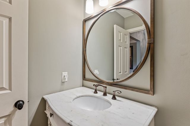 401 Bowling Ave Unit 7, Nashville, TN 37205