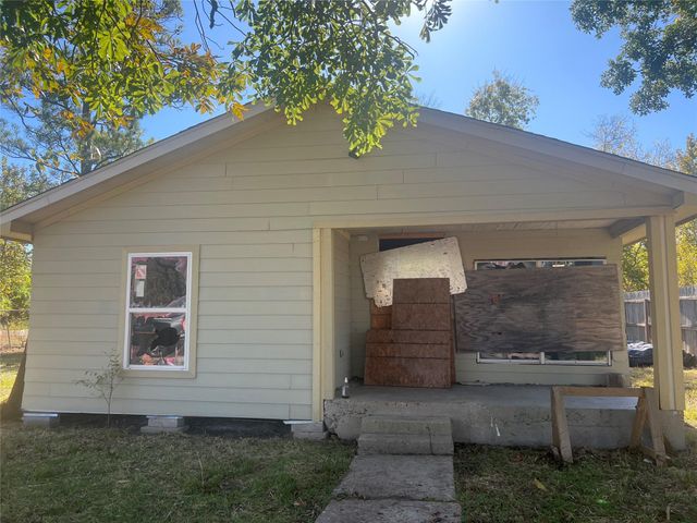 7996 Boy Street, Houston, TX 77028