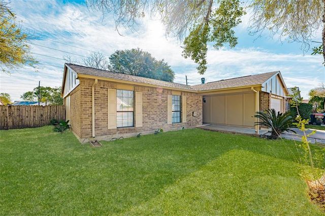 330 Tara Plantation Drive, Richmond, TX 77469