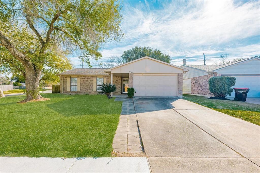 330 Tara Plantation Drive, Richmond, TX 77469