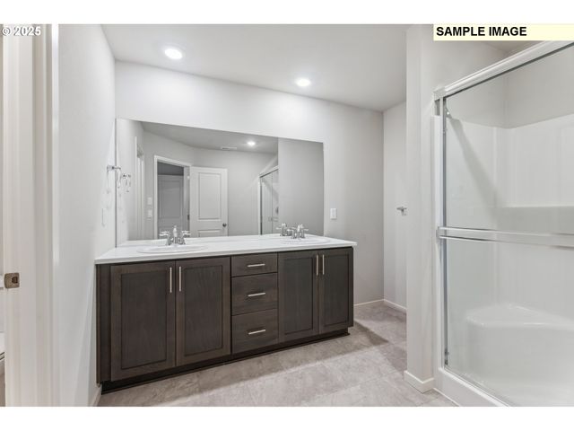 736 Merriott Lane, Woodburn, OR 97071