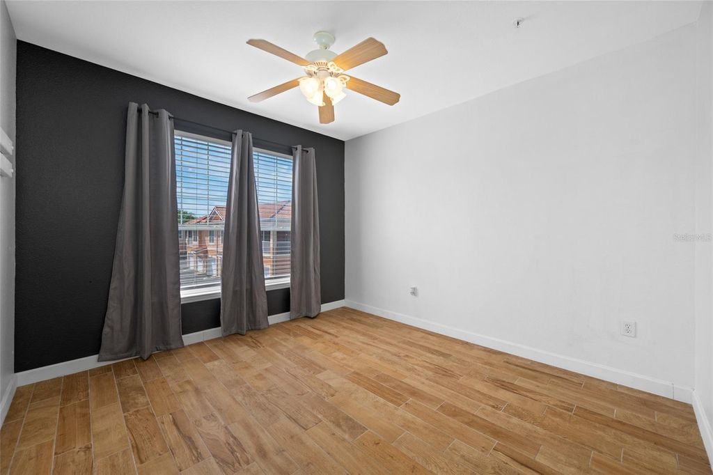 Image 30 of property listing at 5000 CULBREATH KEY WAY 1-201, Tampa, FL 33611