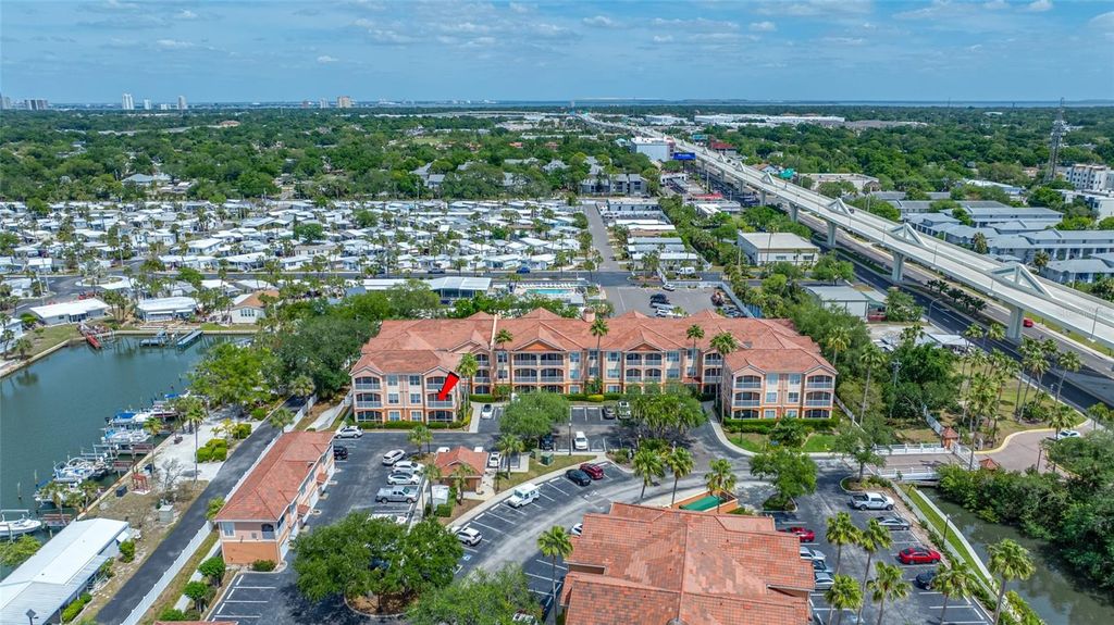 Image 49 of property listing at 5000 CULBREATH KEY WAY 1-201, Tampa, FL 33611