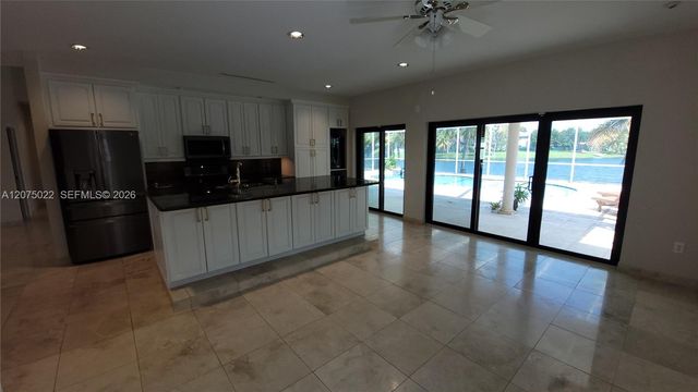 21369 SW 92nd Avenue, Cutler Bay, FL 33189