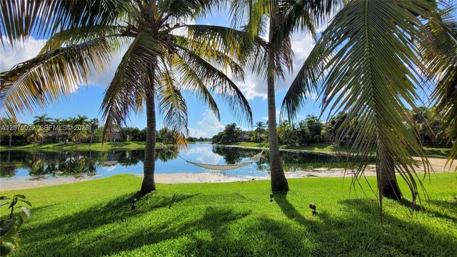 21369 SW 92nd Avenue, Cutler Bay, FL 33189