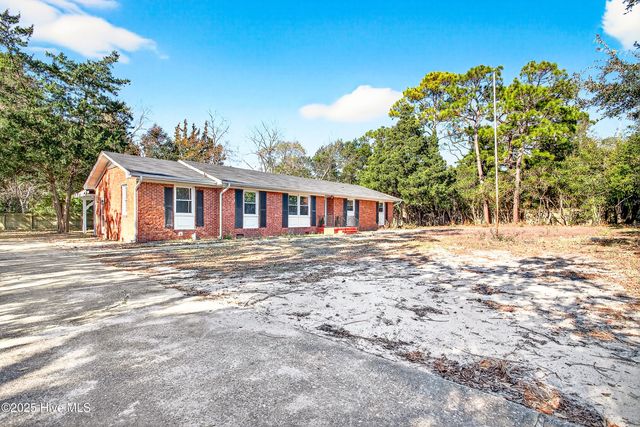 3202 S College Road S, Wilmington, NC 28412