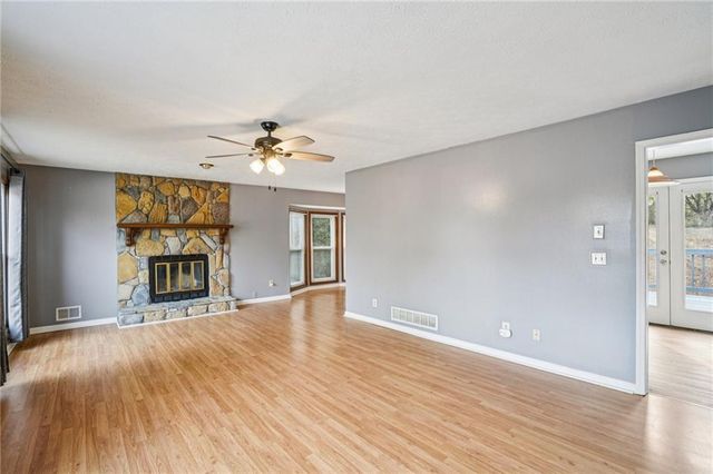 5167 Dekalb Way, Stone Mountain, GA 30087