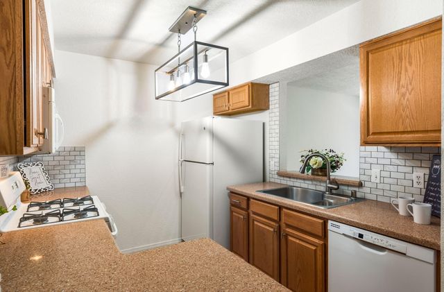 4701 Morris Street NE APT 1303, Albuquerque, NM 87111
