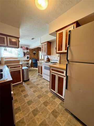 282 Water View Drive, Livingston, TX 77351