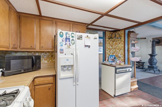 12121 Horseshoe Drive, Eagle River, AK 99577