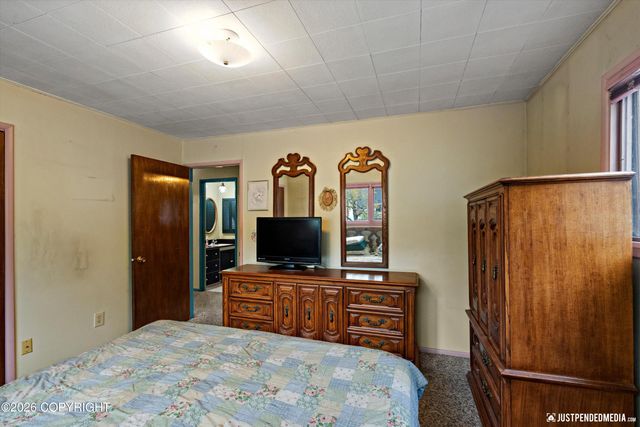 12121 Horseshoe Drive, Eagle River, AK 99577