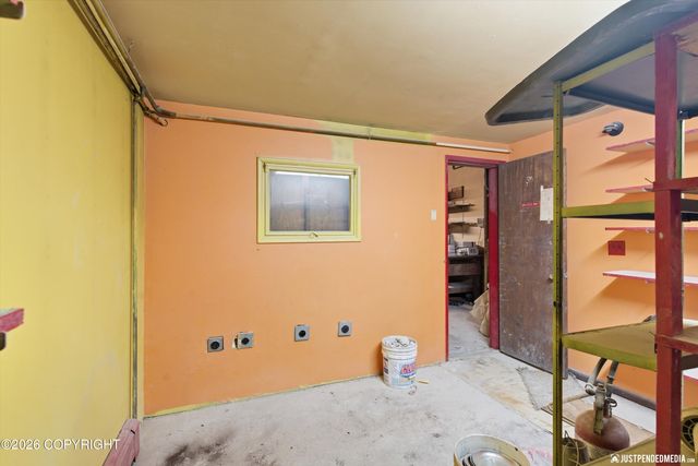 12121 Horseshoe Drive, Eagle River, AK 99577