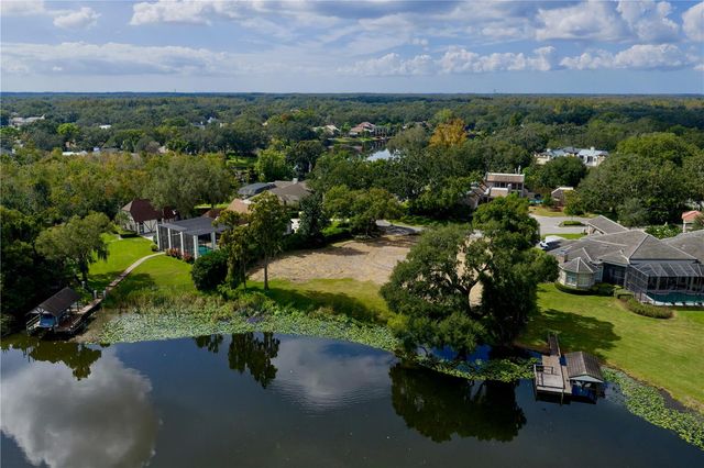 806 TARAY DE AVILA, Tampa, FL 33613