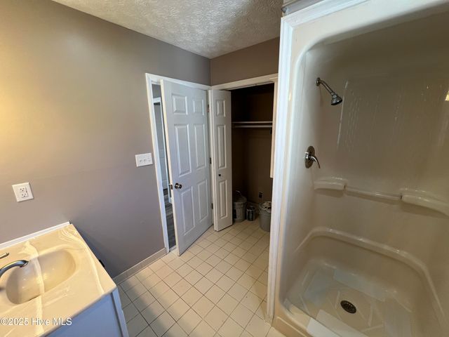 190 Heather Avenue, Newport, NC 28570