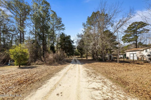 190 Heather Avenue, Newport, NC 28570