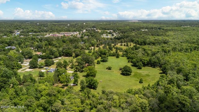 190 Heather Avenue, Newport, NC 28570