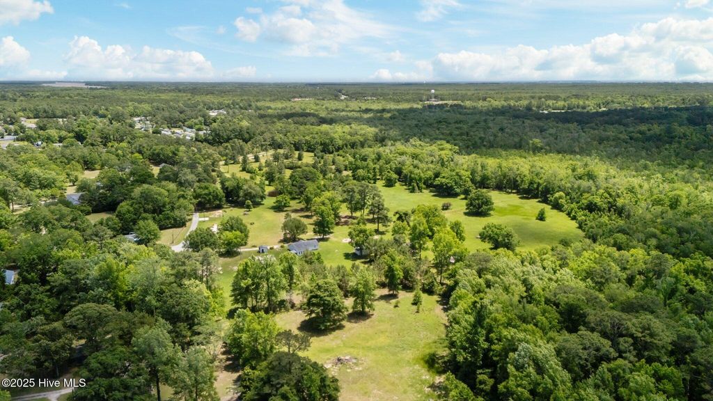 190 Heather Avenue, Newport, NC 28570