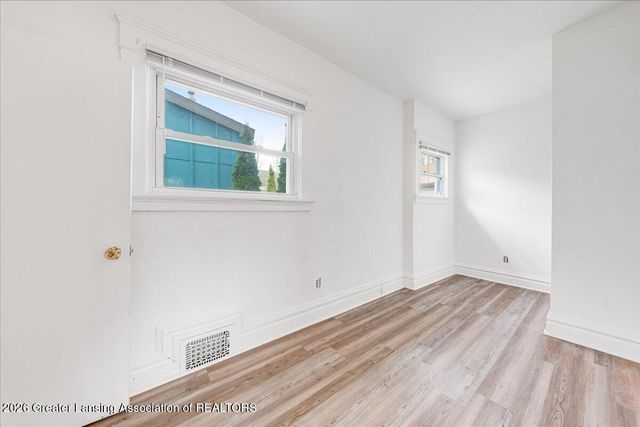 129 E Elm Street, Lansing, MI 48910