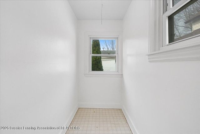 129 E Elm Street, Lansing, MI 48910