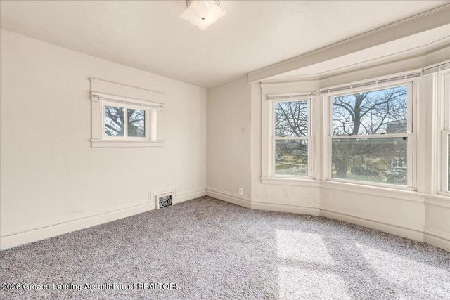 129 E Elm Street, Lansing, MI 48910