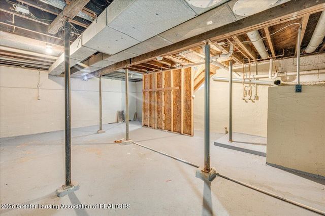 129 E Elm Street, Lansing, MI 48910