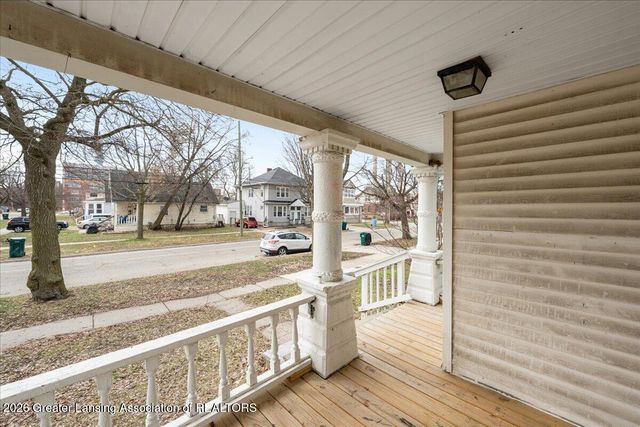 129 E Elm Street, Lansing, MI 48910