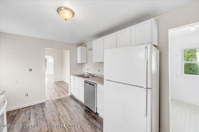 129 E Elm Street, Lansing, MI 48910