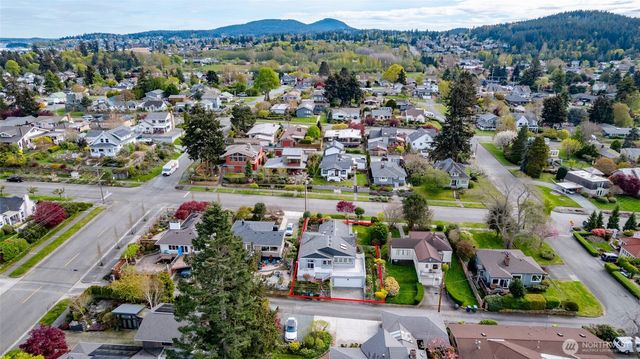 2010 9th Street, Anacortes, WA 98221