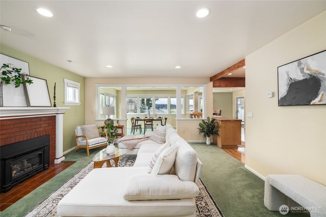 2010 9th Street, Anacortes, WA 98221