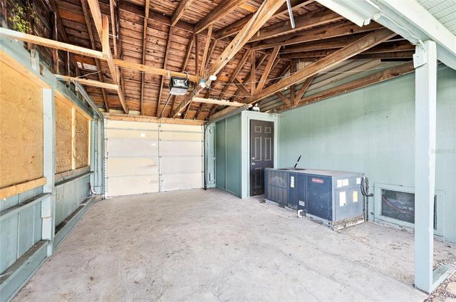 4 E BAY STREET, Davenport, FL 33837