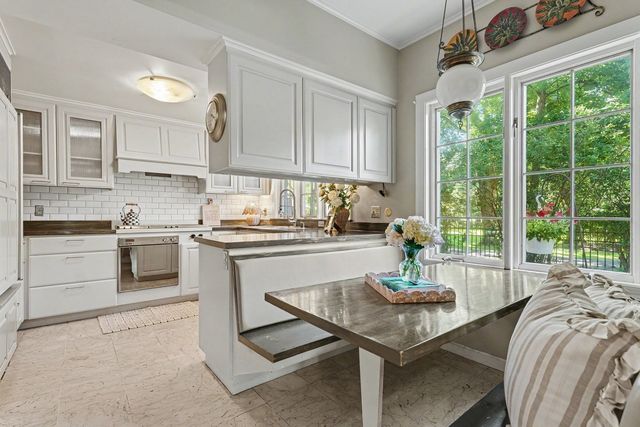 319 Timberline Drive, Joliet, IL 60431