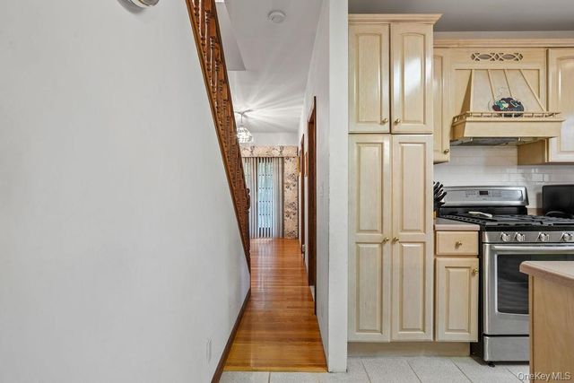 289 Seven Springs Mountain Road, Monroe, NY 10950