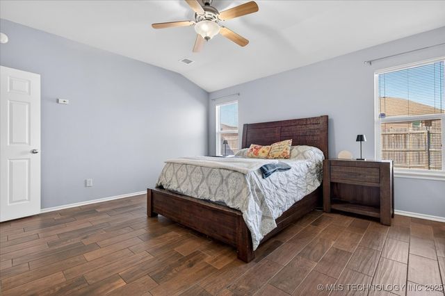 3214 Debbie Lane, Bartlesville, OK 74006