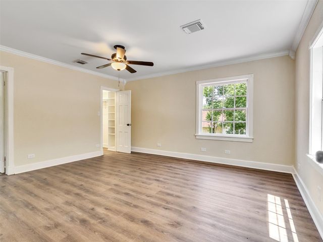 230 9th Avenue, Texas City, TX 77590
