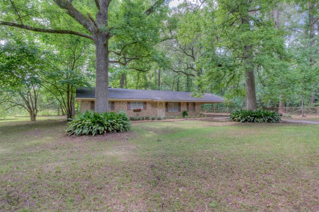 5691 Colquitt Road, Keithville, LA 71047